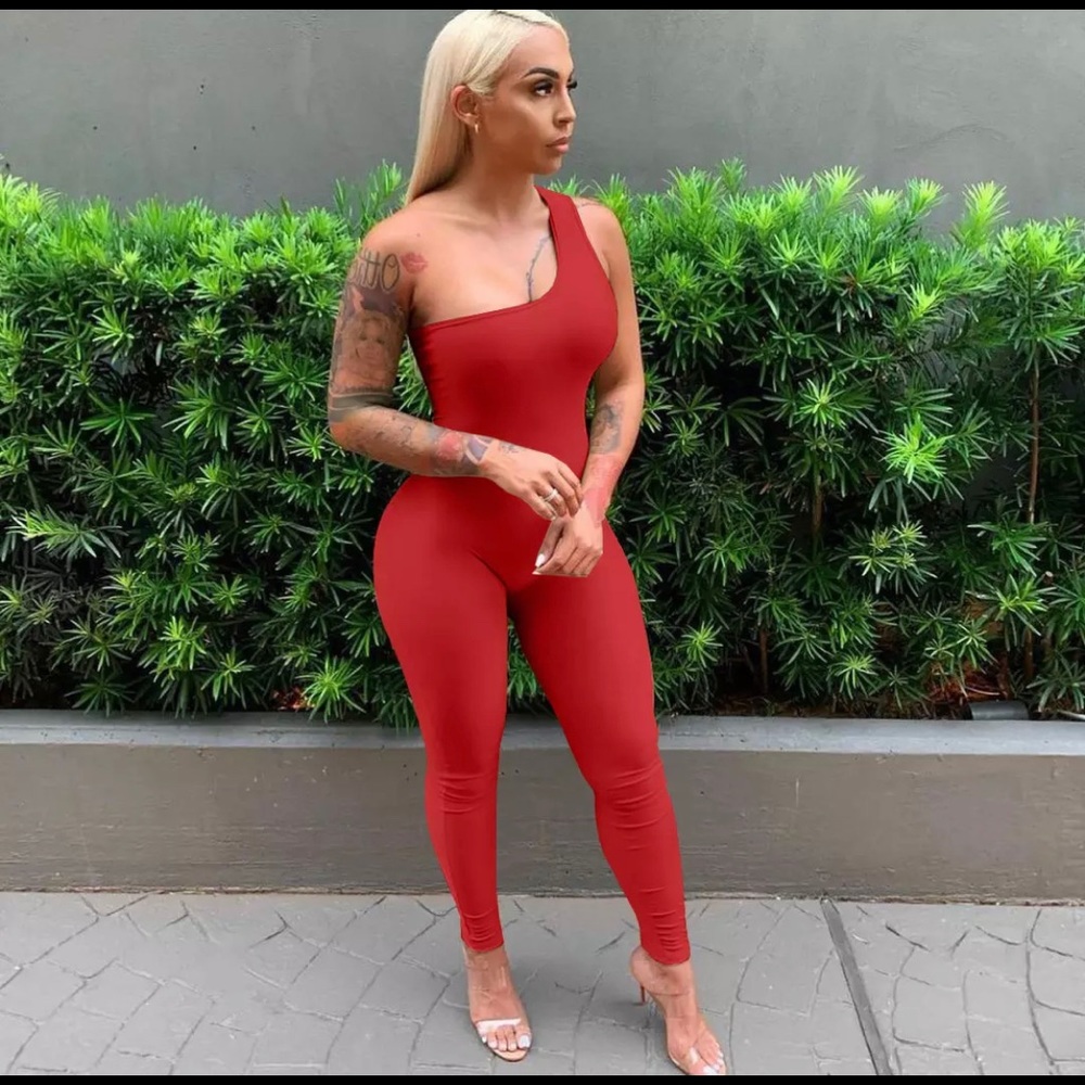 One shoulder jumpsuit